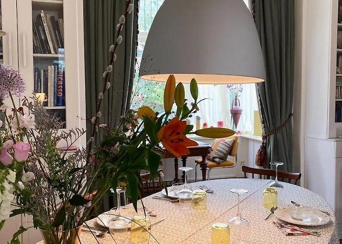 Authentic Near Amsterdam And Nature Вилла